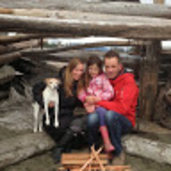 Meet your Posher, Simone - Picture 1 of 1